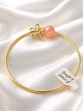Gold Pearl & Flower Bangle Bracelet - Elegant Women's Jewelry